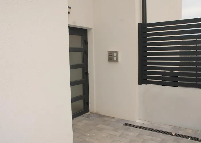 Belavista * ザダル