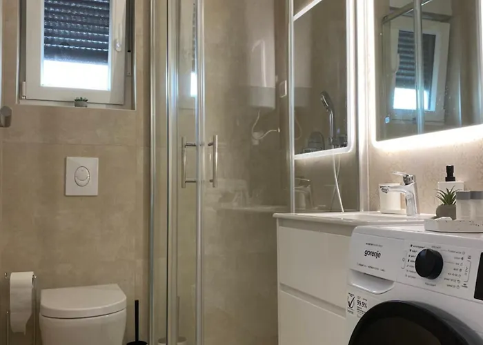 Belavista アパート ザダル